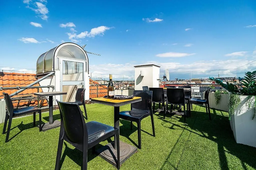 Magic Apartment With Terrace Prague