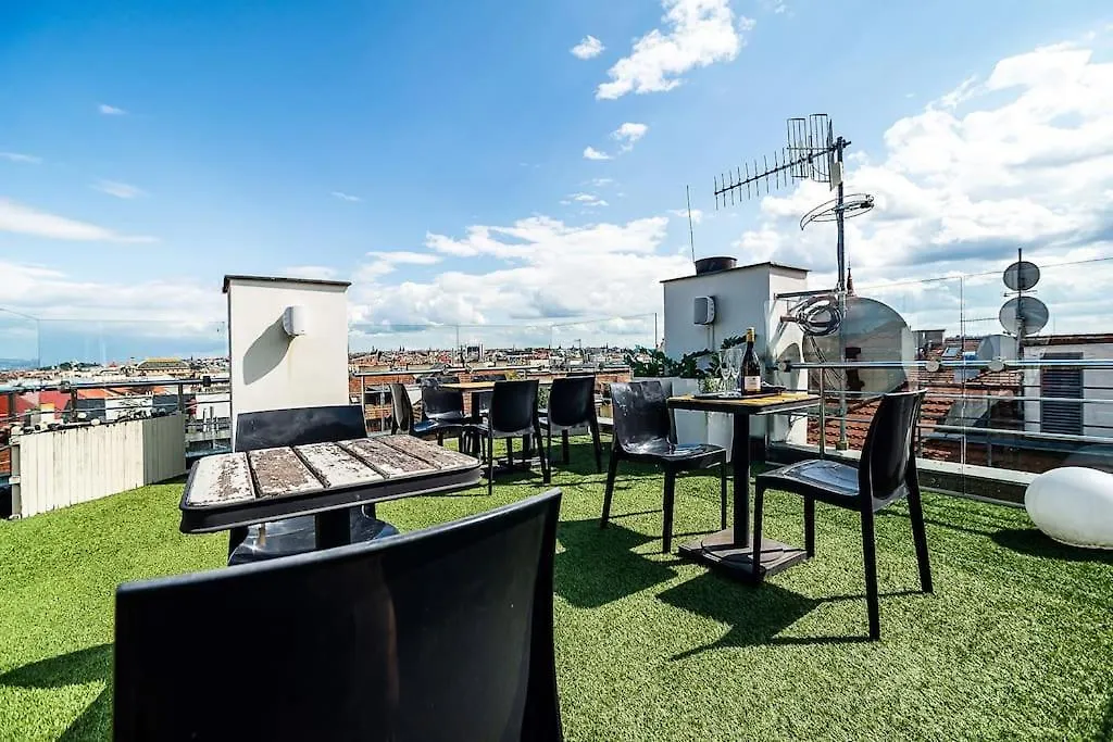 Magic Apartment With Terrace Prague