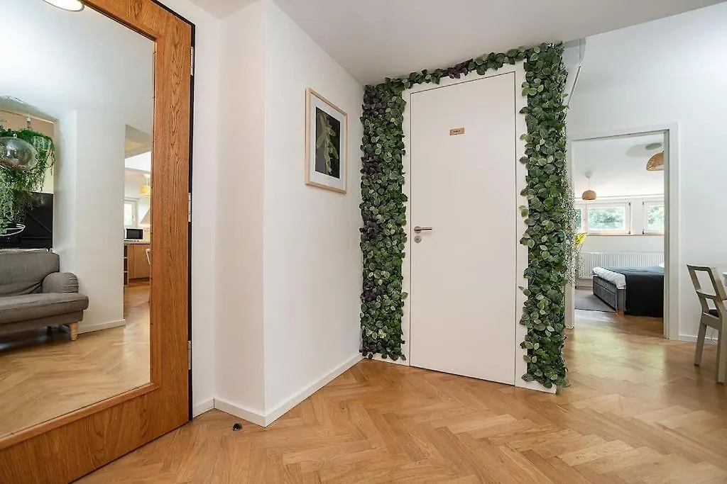 Magic Apartment With Terrace Prague