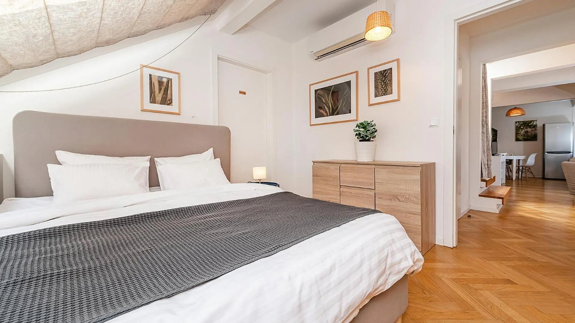 Magic Apartment With Terrace Prague