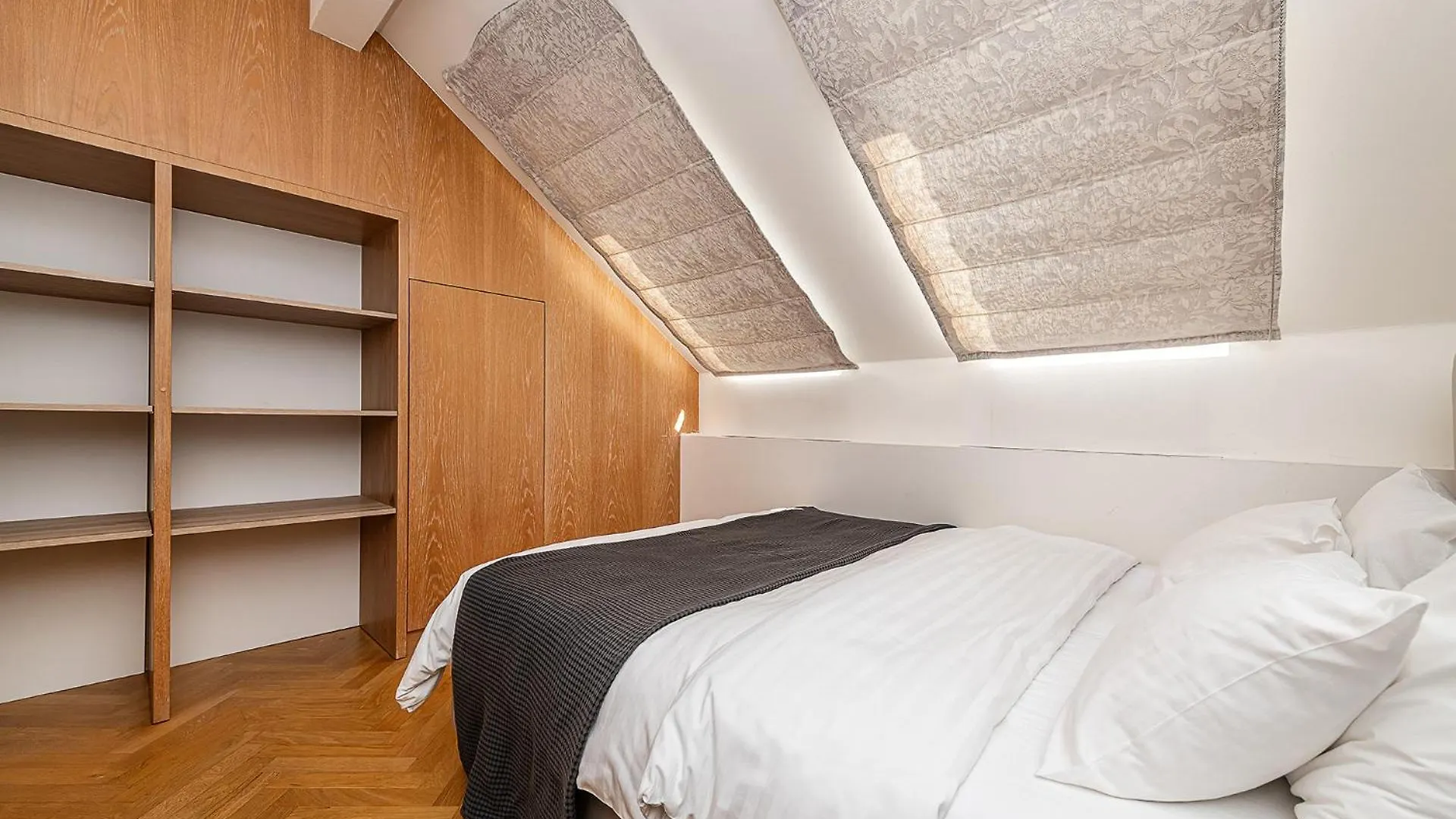 Magic Apartment With Terrace Praga