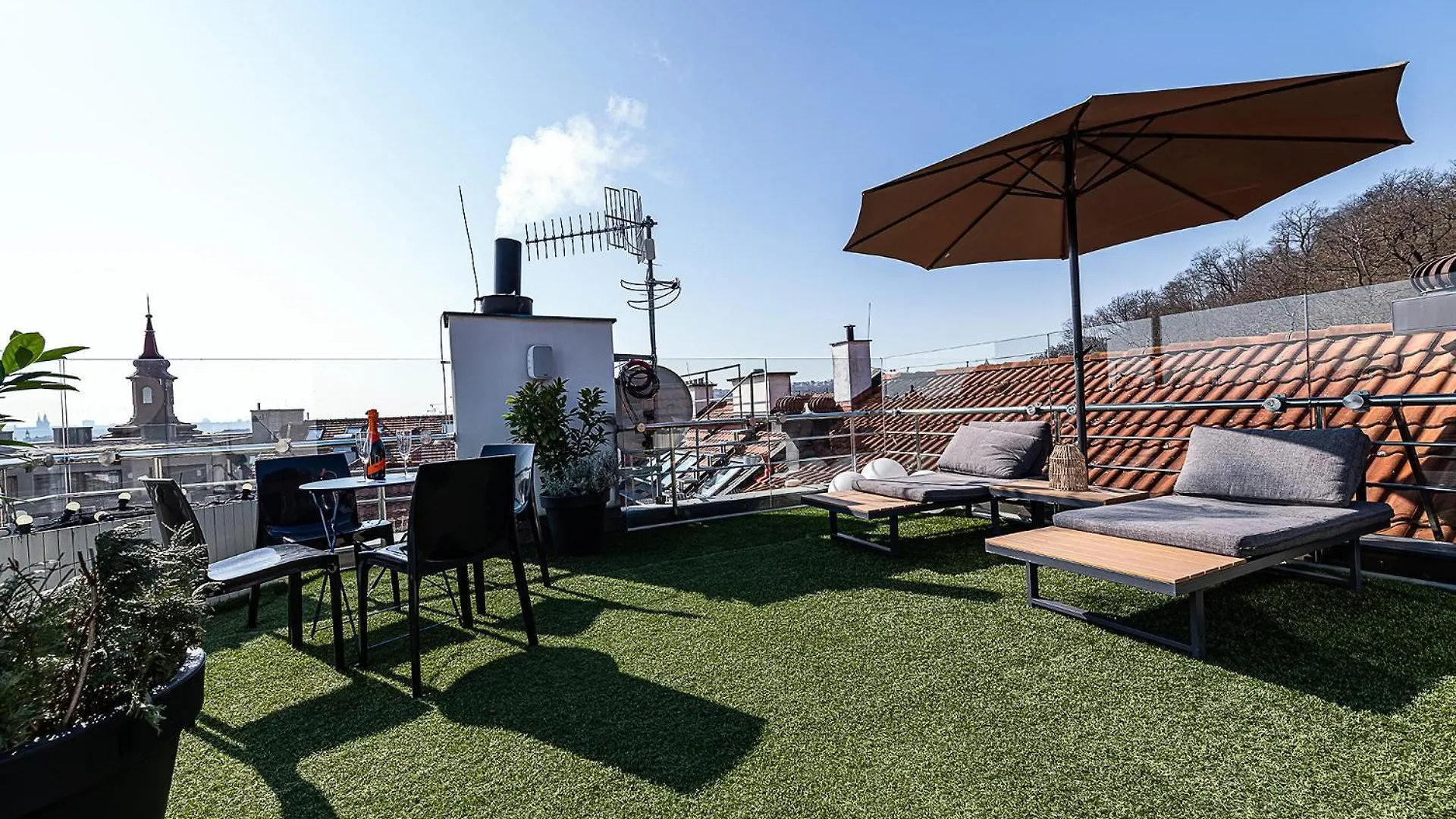 Magic Apartment With Terrace Praga